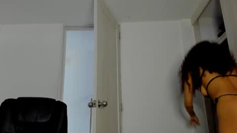 Kathrin online show from 11.26.25