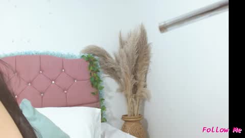 Snapshot of katriana_sex chatting on 01.15.25 Katriana online show from 01.15.25