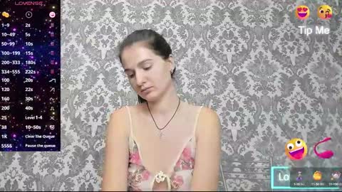 Katrin Brook online show from 02.04.25