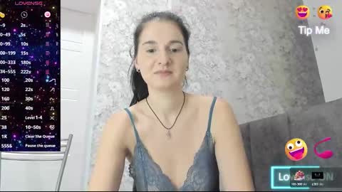 Katrin Brook online show from 03.06.25