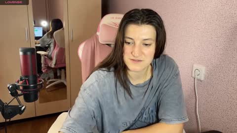   naked in pvt show 100 tk online show from 02.02.25