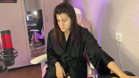   naked in pvt show 100 tk online show from 02.14.25