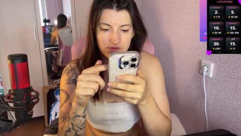   naked in pvt show 100 tk online show from 03.03.25