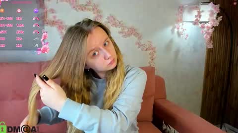 Snapshot of katrina_bail chatting on 09.19.25 Katrina Bail online show from 09.19.25