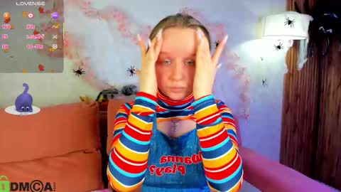 Snapshot of katrina_bail chatting on 10.26.25 Katrina Bail online show from 10.26.25