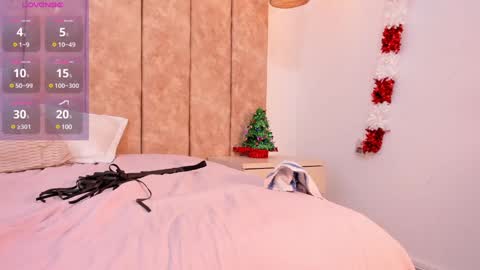 Snapshot of katrina_baurii chatting on 12.14.24 katrina online show from 12.14.24