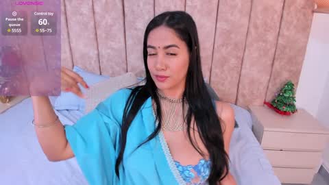 Snapshot of katrina_baurii chatting on 12.18.24 katrina online show from 12.18.24