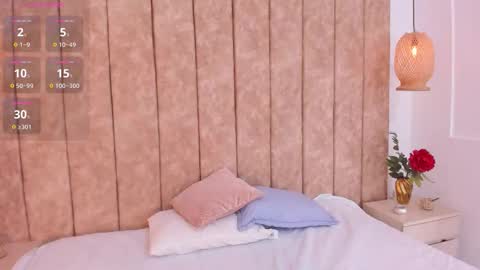 Snapshot of katrina_baurii chatting on 10.14.25 katrina online show from 10.14.25