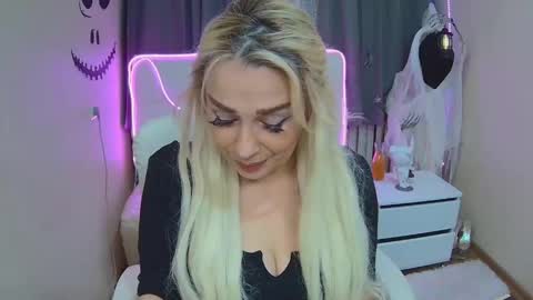 katrinacharm online show from 10.11.25