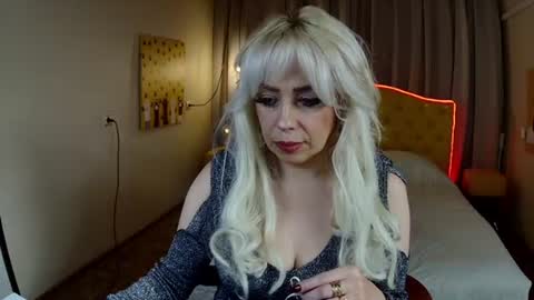 katrinacharm online show from 01.18.26