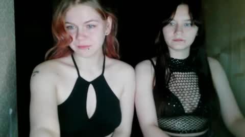 Snapshot of katrine_ine chatting on 10.19.25 katrine_ine online show from 10.19.25