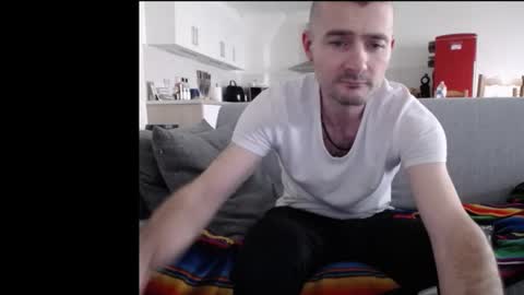 Snapshot of katsufr chatting on 01.26.25 demyx online show from 01.26.25