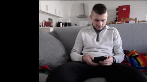 Snapshot of katsufr chatting on 02.04.25 demyx online show from 02.04.25