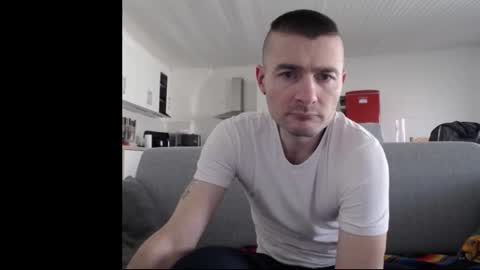 Snapshot of katsufr chatting on 02.13.25 demyx online show from 02.13.25