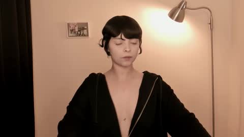 Snapshot of katsurotaro chatting on 11.15.25 katsuro online show from 11.15.25