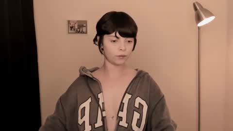 Snapshot of katsurotaro chatting on 11.17.25 katsuro online show from 11.17.25