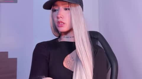 katta_martini_ online show from 11.20.25