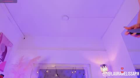 katte_hood_ online show from 10.14.25