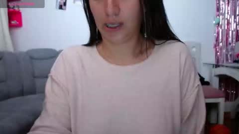 Snapshot of kattie_love chatting on 03.01.25 kattie online show from 03.01.25