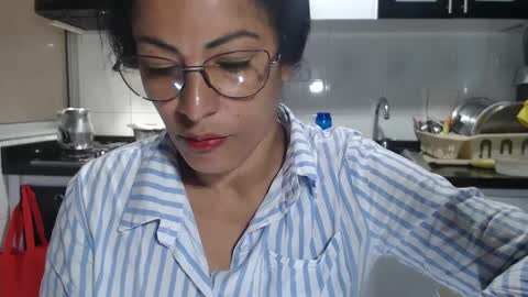 KattleyaGrey online show from 09.15.25