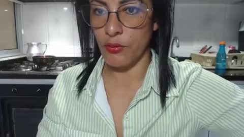 KattleyaGrey online show from 11.26.25