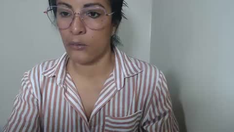 Snapshot of kattleyagray chatting on 07.13.26 KattleyaGrey online show from 07.13.26