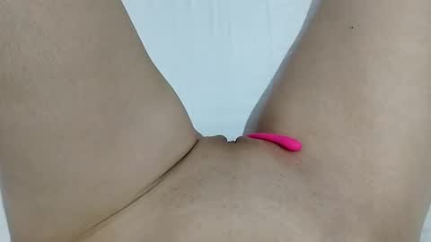 Snapshot of kattrinah_nikitta chatting on 10.03.25 nikitta online show from 10.03.25