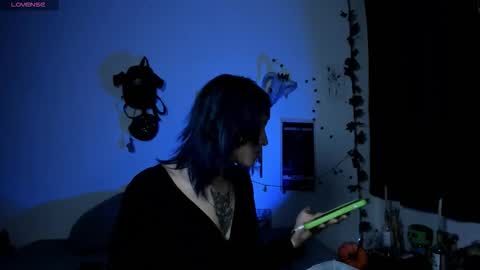 kattx   independent model online show from 11.08.25