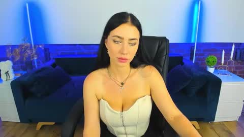 katty__pretty online show from 09.10.25
