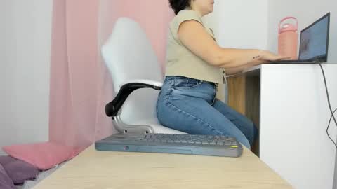 Katty online show from 12.16.25