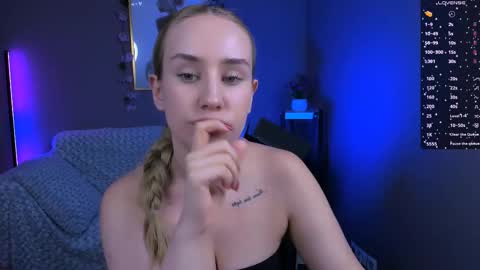 katty_kitty1 online show from 09.17.25