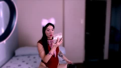 Snapshot of katty_ling chatting on 10.23.25 katty_ling online show from 10.23.25