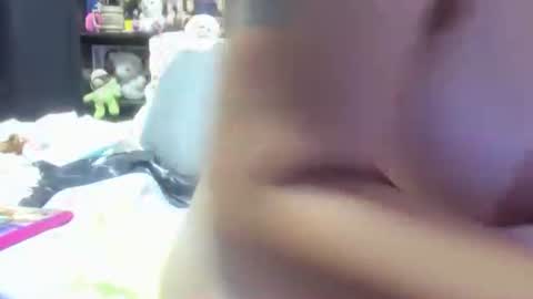 Snapshot of katty_squirting chatting on 04.01.26 skatty squirting online show from 04.01.26