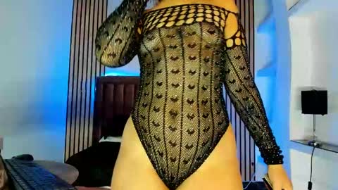 kattyleblanc_ online show from 02.04.25