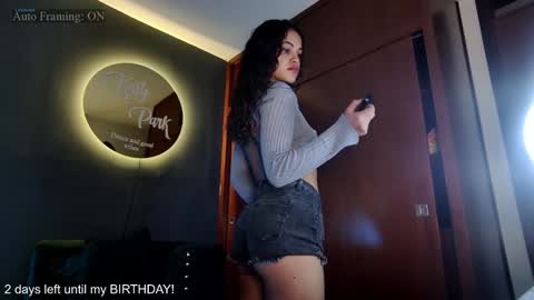Hello Katty lovers  online show from 01.17.25