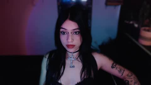      online show from 03.01.25