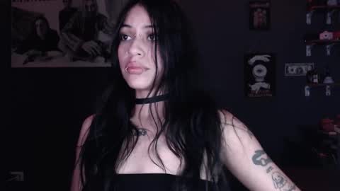 Snapshot of kattze chatting on 11.07.25 online show from 11.07.25