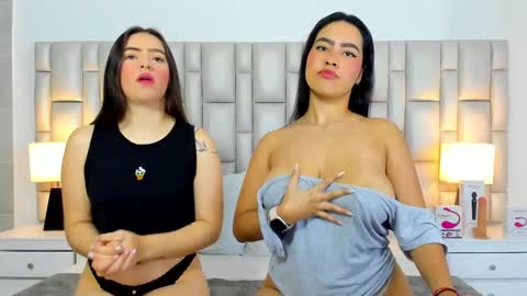 katy blonde girl and paola big boobs online show from 09.13.25