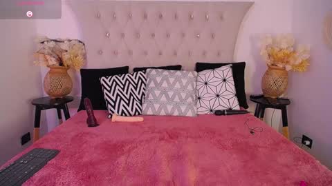 Katy Van online show from 12.24.24