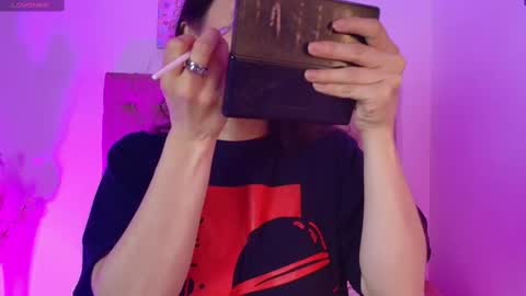 Katy Van online show from 09.19.25