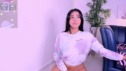 Snapshot of katya_rogerss chatting on 02.24.25 katya online show from 02.24.25