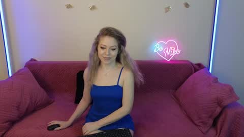 Snapshot of katyafantasy chatting on 01.12.25 KatyaFantasy online show from 01.12.25