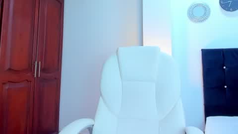 Snapshot of katyajhonss chatting on 12.08.24 KATYAJHONSS online show from 12.08.24