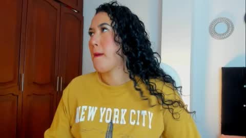 Snapshot of katyajhonss chatting on 10.04.25 KATYAJHONSS online show from 10.04.25