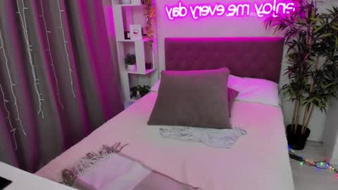Kate online show from 12.07.24