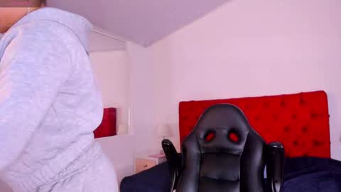 katyortiz online show from 09.20.25