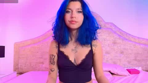 Snapshot of katyusha_3 chatting on 10.31.25 Katyusha 3 online show from 10.31.25