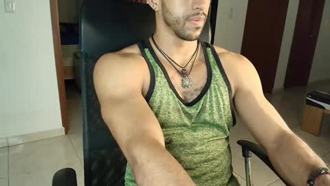 Snapshot of kaurilop chatting on 12.24.24 Kauri Lop online show from 12.24.24