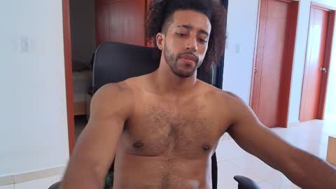 Snapshot of kaurilop chatting on 12.31.24 Kauri Lop online show from 12.31.24