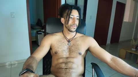 Snapshot of kaurilop chatting on 01.04.25 Kauri Lop online show from 01.04.25